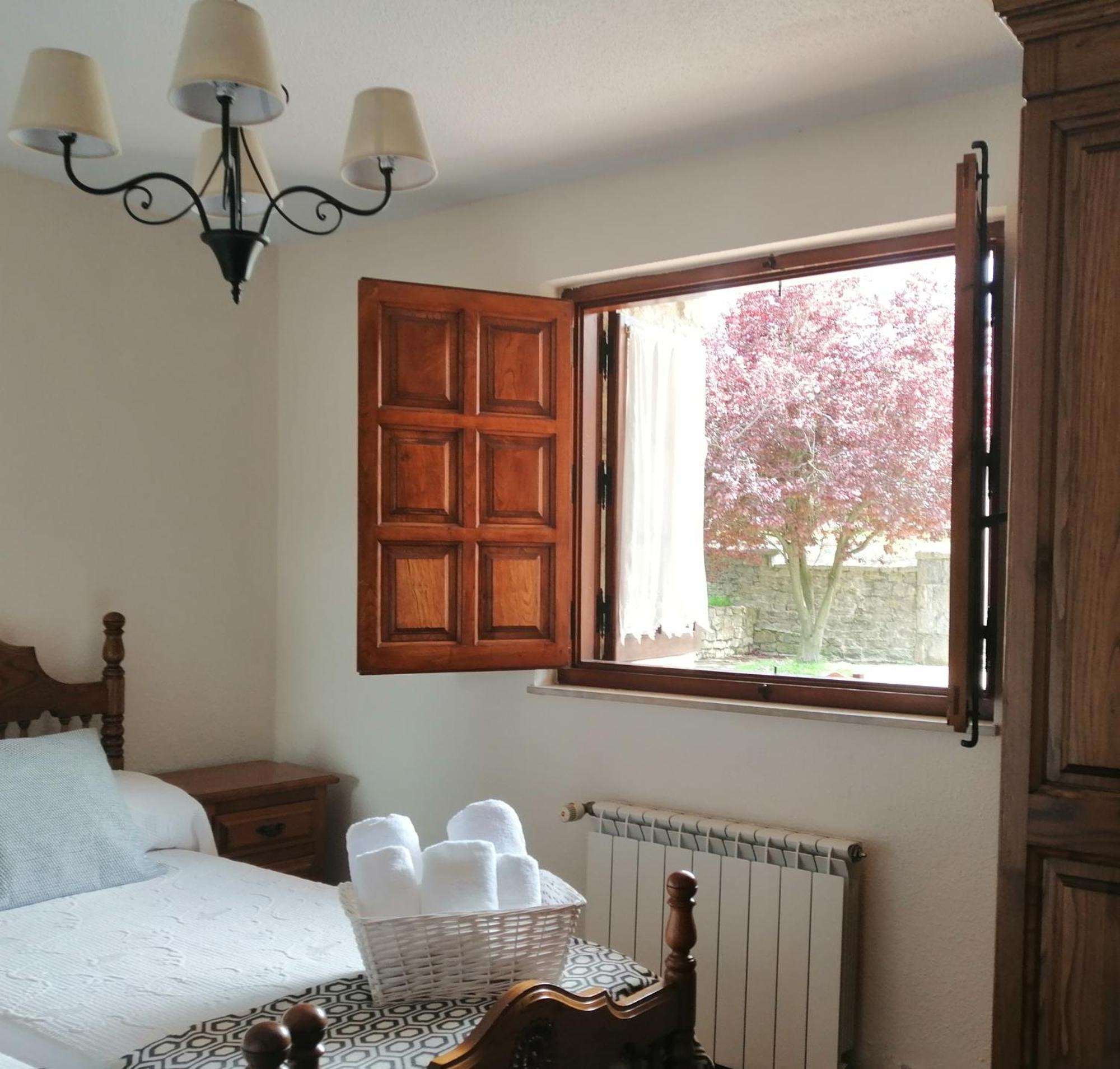 Posada Paz Hinojedo Kültér fotó