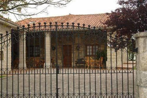Posada Paz Hinojedo Kültér fotó