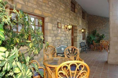 Posada Paz Hinojedo Kültér fotó