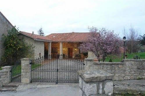 Posada Paz Hinojedo Kültér fotó